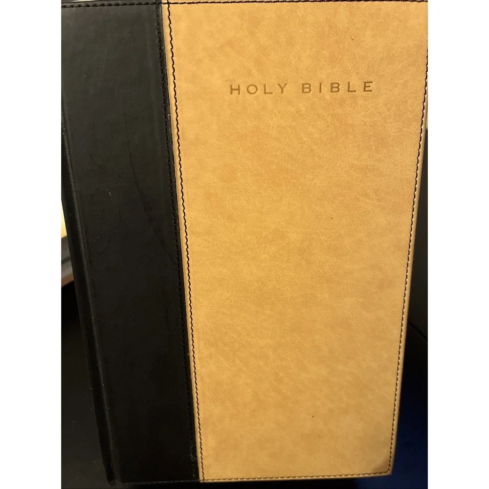 Holy Bible Harper New Revised Standard Version 2007 (Very Good)